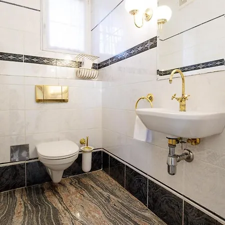 Luxury With Indoor Pool, Jacuzzi, Sauna & Breathtaking View * Klosterneuburg