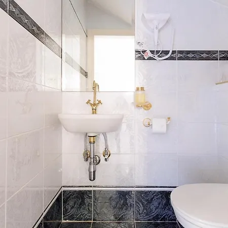 Luxury With Indoor Pool, Jacuzzi, Sauna & Breathtaking View Apartment *