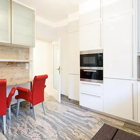 Luxury With Indoor Pool, Jacuzzi, Sauna & Breathtaking View Klosterneuburg