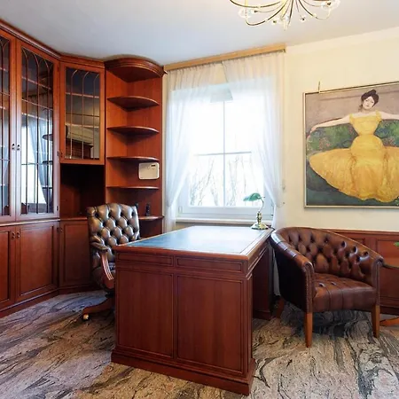 Luxury With Indoor Pool, Jacuzzi, Sauna & Breathtaking View *