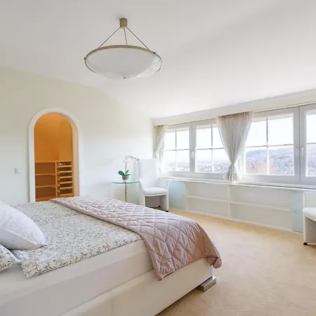Luxury With Indoor Pool, Jacuzzi, Sauna & Breathtaking View Klosterneuburg