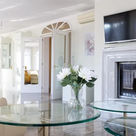 Luxury With Indoor Pool, Jacuzzi, Sauna & Breathtaking View * Klosterneuburg