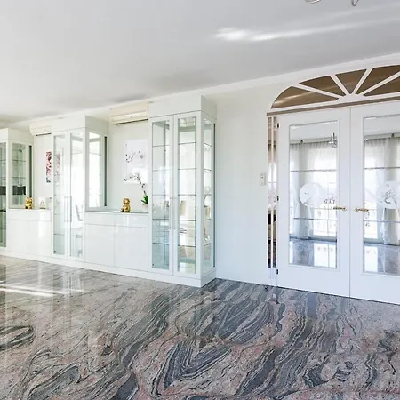 Luxury With Indoor Pool, Jacuzzi, Sauna & Breathtaking View Klosterneuburg