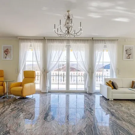 Luxury With Indoor Pool, Jacuzzi, Sauna & Breathtaking View * Klosterneuburg