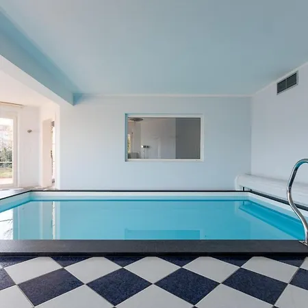 Luxury With Indoor Pool, Jacuzzi, Sauna & Breathtaking View Apartment