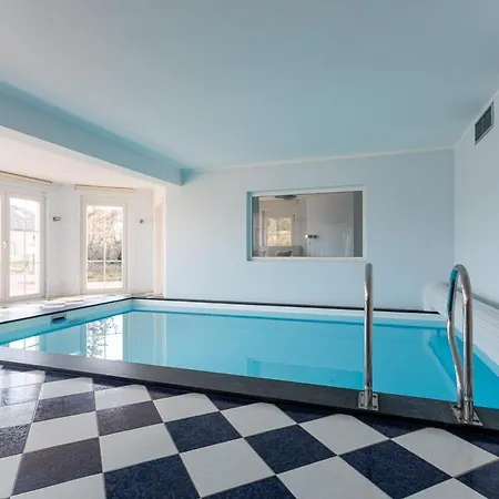 Luxury With Indoor Pool, Jacuzzi, Sauna & Breathtaking View * كلوسيترنيوبرغ