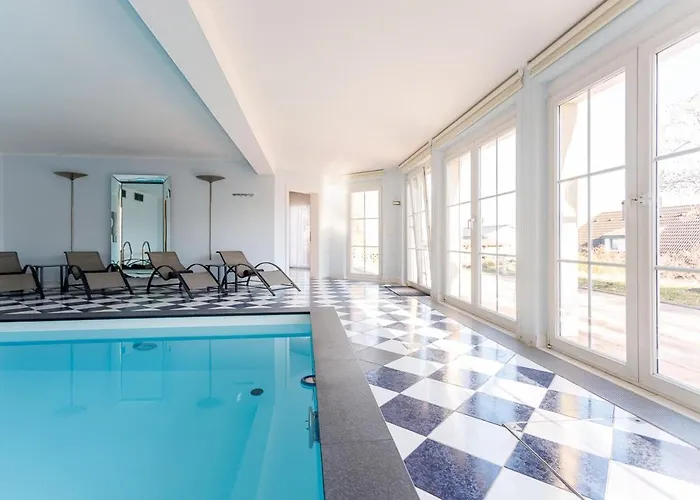Luxury With Indoor Pool, Jacuzzi, Sauna & Breathtaking View Klosterneuburg