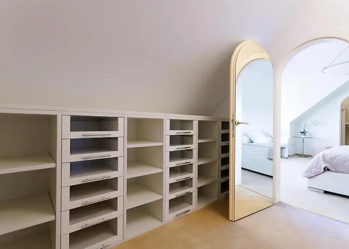 Lägenhet Luxury With Indoor Pool, Jacuzzi, Sauna & Breathtaking View