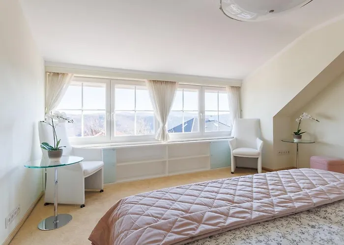 Lägenhet Luxury With Indoor Pool, Jacuzzi, Sauna & Breathtaking View