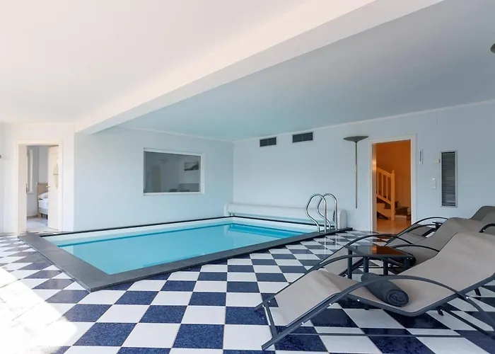 Luxury With Indoor Pool, Jacuzzi, Sauna & Breathtaking View Lägenhet