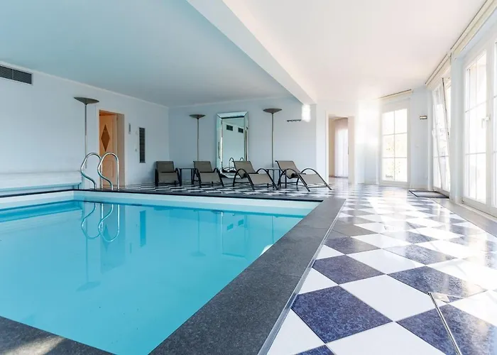 Luxury With Indoor Pool, Jacuzzi, Sauna & Breathtaking View Lägenhet *
