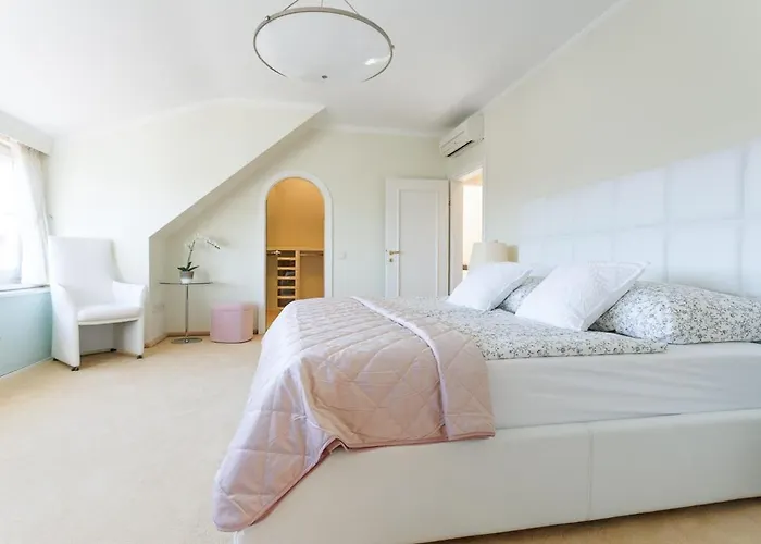 Luxury With Indoor Pool, Jacuzzi, Sauna & Breathtaking View * Klosterneuburg