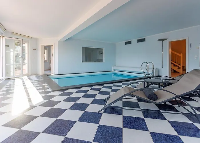 Luxury With Indoor Pool, Jacuzzi, Sauna & Breathtaking View Lägenhet