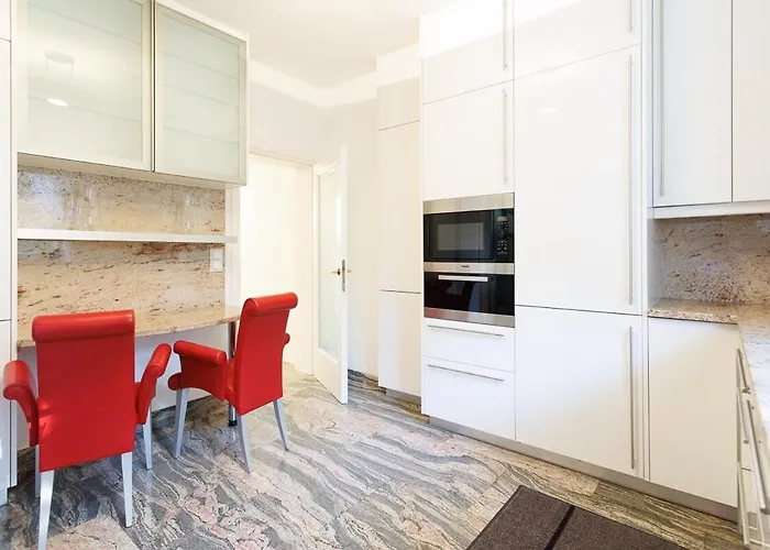 Luxury With Indoor Pool, Jacuzzi, Sauna & Breathtaking View Klosterneuburg