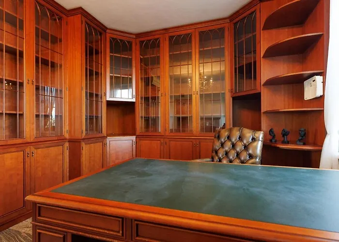 Lägenhet Luxury With Indoor Pool, Jacuzzi, Sauna & Breathtaking View