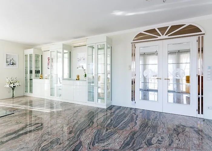 Luxury With Indoor Pool, Jacuzzi, Sauna & Breathtaking View Klosterneuburg