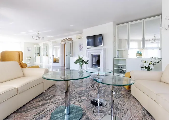 Luxury With Indoor Pool, Jacuzzi, Sauna & Breathtaking View