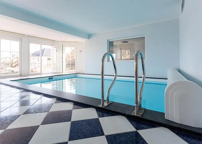 Lägenhet Luxury With Indoor Pool, Jacuzzi, Sauna & Breathtaking View