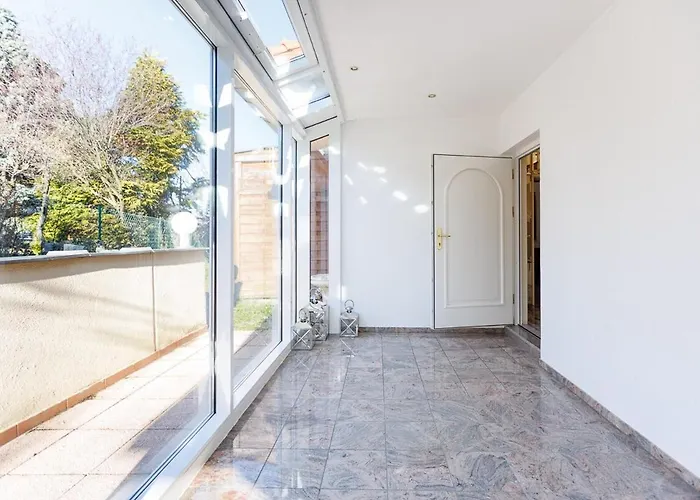 Luxury With Indoor Pool, Jacuzzi, Sauna & Breathtaking View Lägenhet